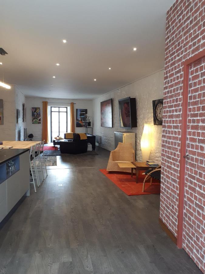 Appartement galerie Angle3 à Quimper Extérieur photo
