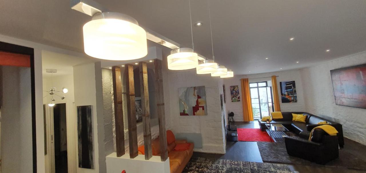 Appartement galerie Angle3 à Quimper Extérieur photo