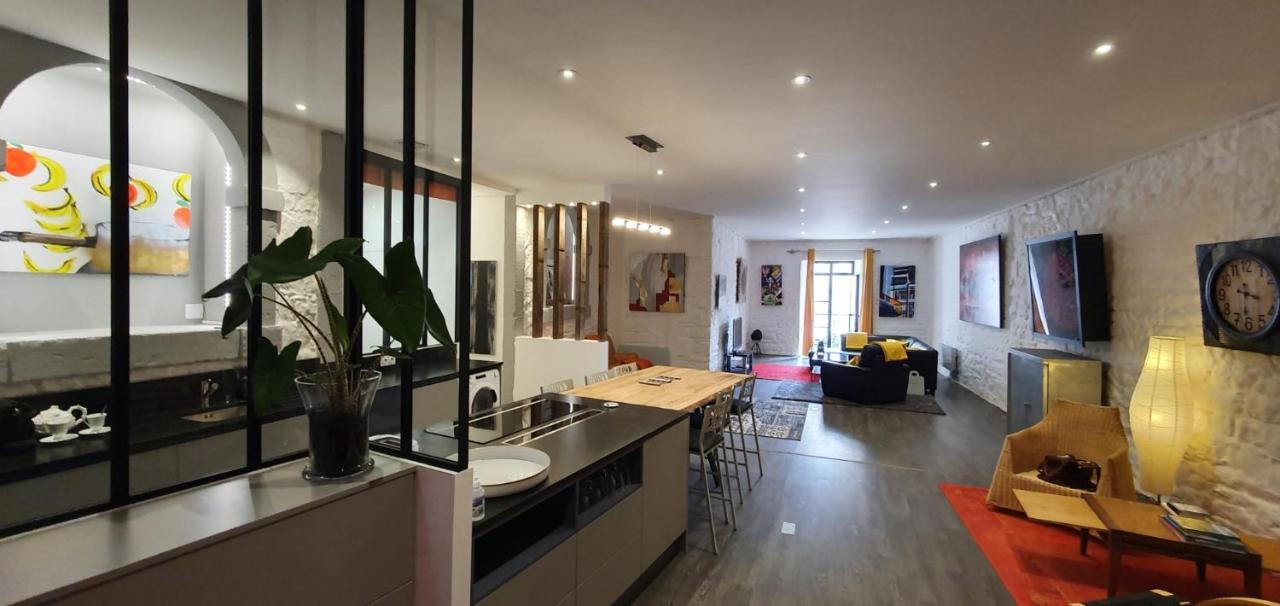 Appartement galerie Angle3 à Quimper Extérieur photo